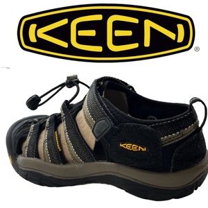 Keen Newport H2 Sandals Closed Toe Waterproof sandals